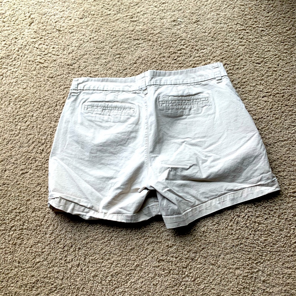 Women’s khaki shorts